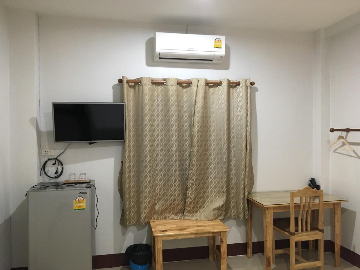 Y&N House Hotell Prachuap Khiri Khan Exteriör bild