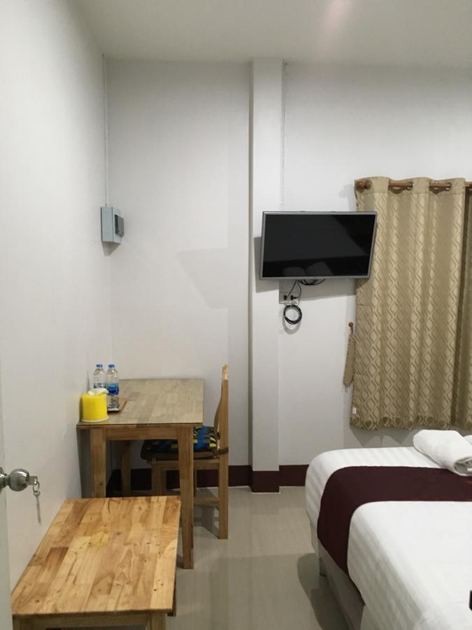 Y&N House Hotell Prachuap Khiri Khan Exteriör bild